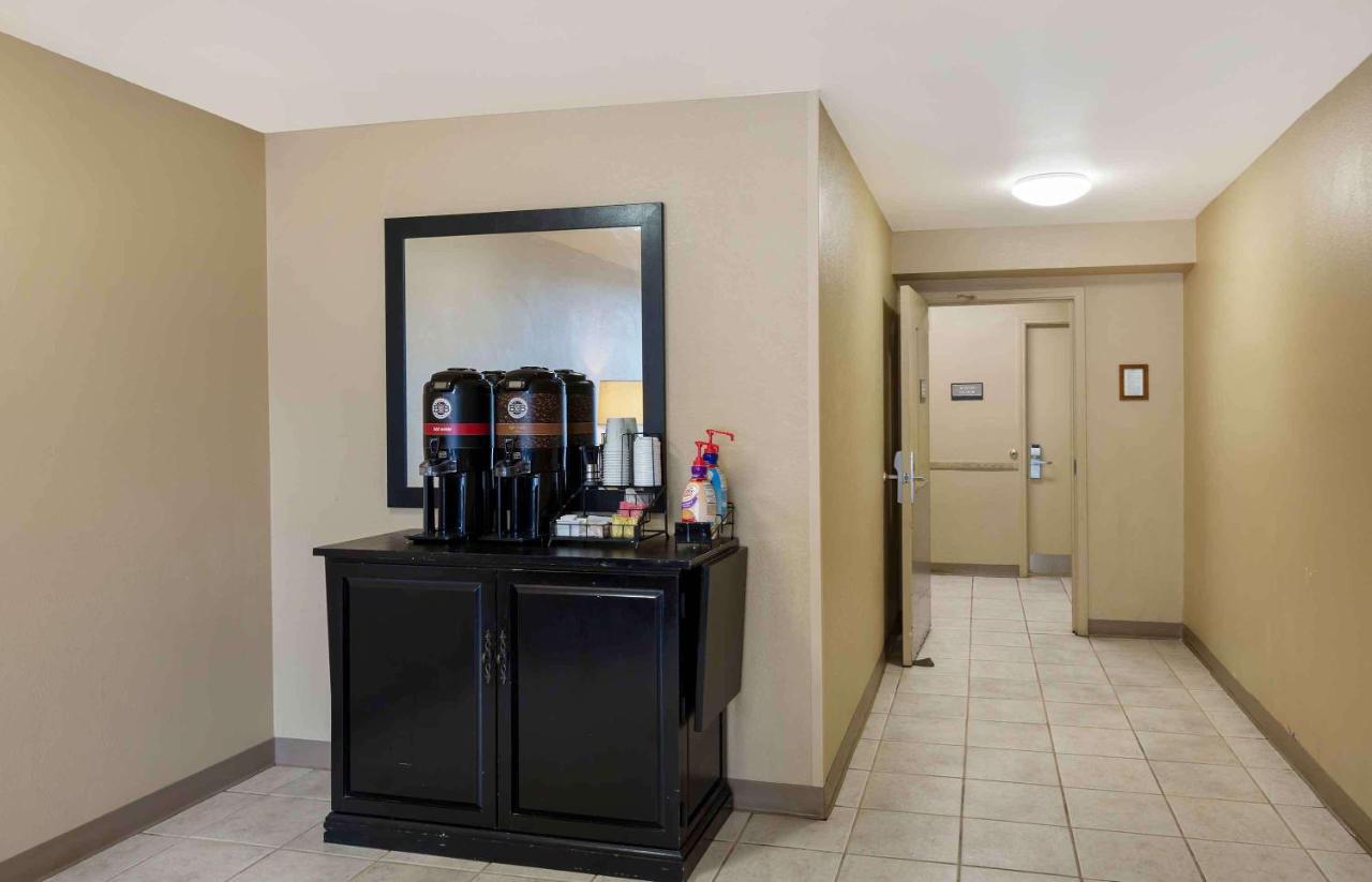 Suburban Studios Copley Akron West Luaran gambar