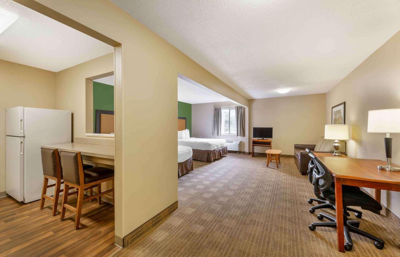 Suburban Studios Copley Akron West Luaran gambar