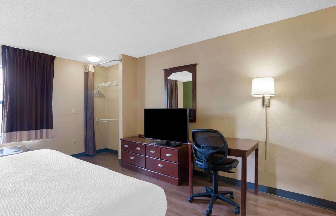 Suburban Studios Copley Akron West Luaran gambar