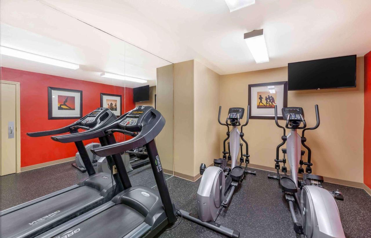 Suburban Studios Copley Akron West Luaran gambar